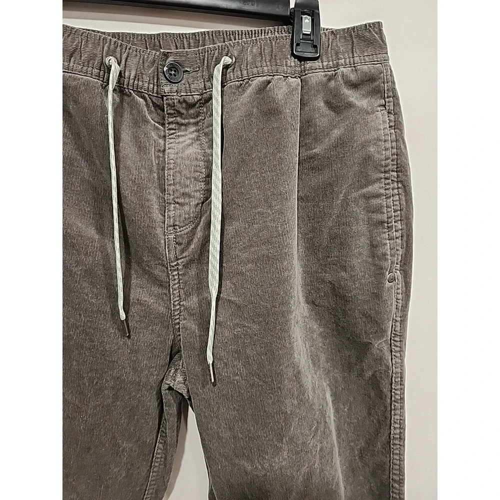 Vuori Optimist Corduroy Pants Mens L Grey 29 Inch Inseam Pockets Drawstring V440